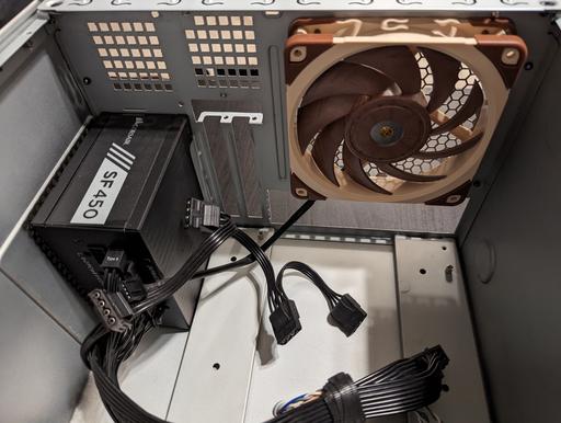 Mini-ITX Workstation/Plex/NAS Ryzen Build 2023 by Hanime