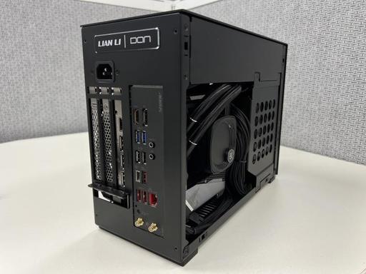 LIAN LI A4-H2O PCケース ITX A4-H2O - LIAN LI is a Leading Provider of PC Cases