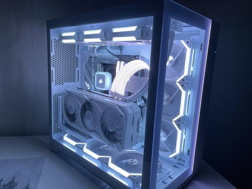 RTX 3080 7800X3D SNOW WHITE BUILD by Lluminousklo - AMD Ryzen 7 