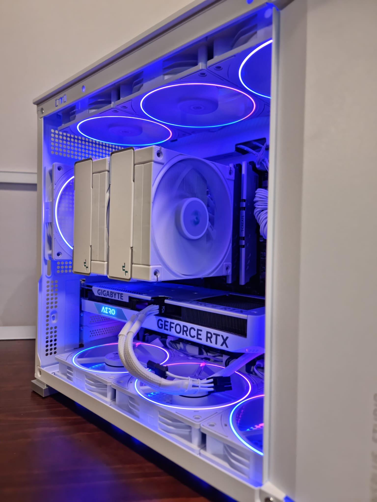 Jonsbo D31 (Mesh, White) MicroATX ケース Amazon.com: JONSBO D31 MESH SC White Micro Computer Case