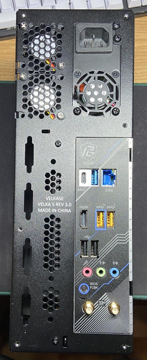 Very Messy Velka 5 rev 3.0 by Hainowdai - AMD Ryzen 5 7600