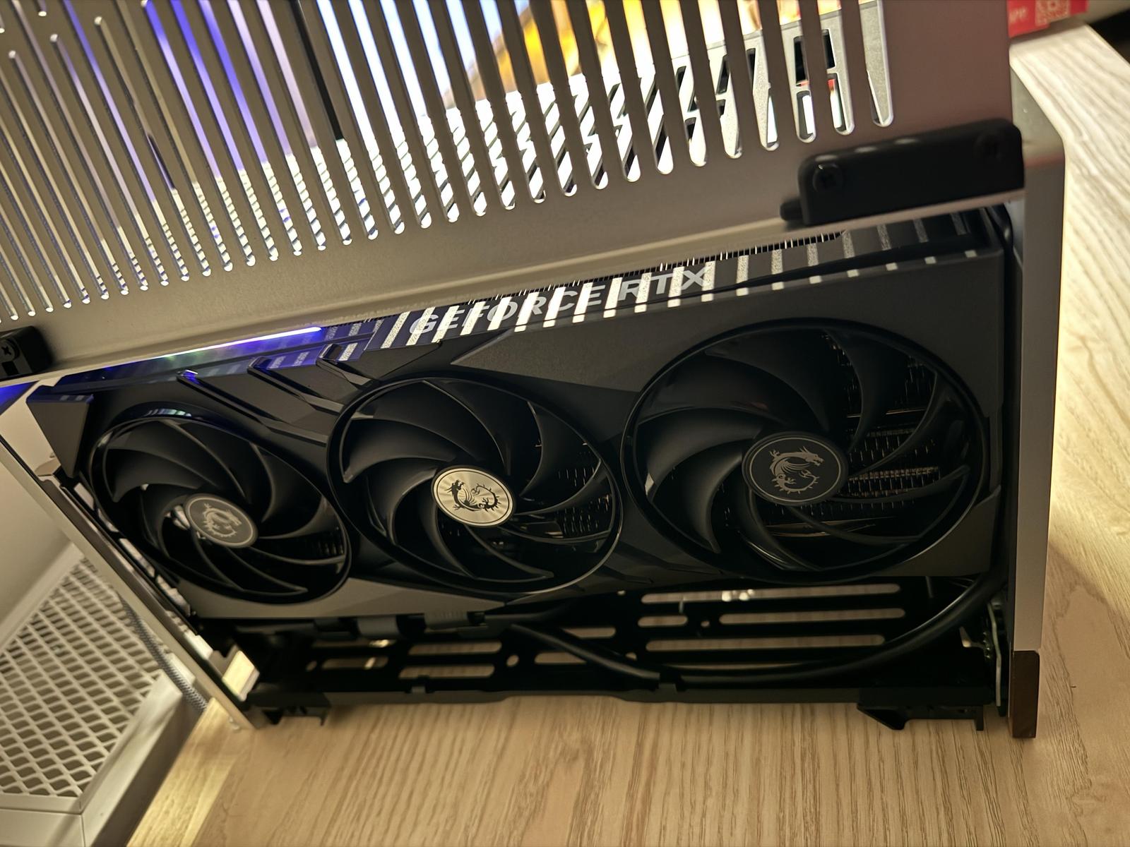 Fractal Design Terra Mini-ITX ブラック Fractal Design Terra Mini-ITX PC Case, Small Form, PCIe 4.0