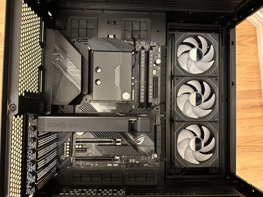 First Custom Loop - Blue Evolution by skyw4lker808 - AMD