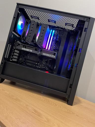 その他 GAMING PC MID BUILD cJjpRDgxqYsMRg3LTuEwJk.jpg