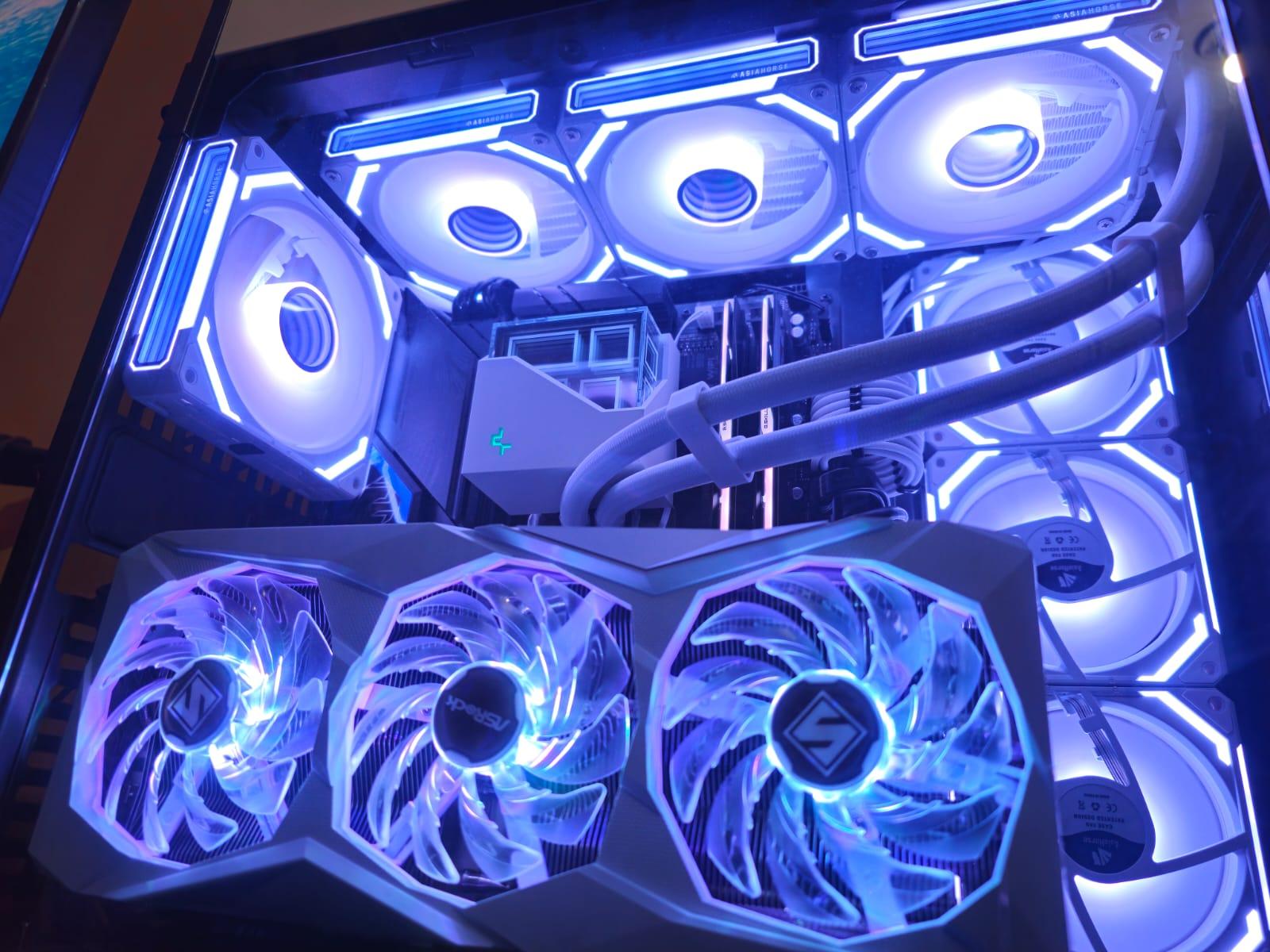 HYTE Y60 / Corsair RM850e / Lian Liファン×3 HYTE Y60 / Corsair RM850e / Lian Liファン×3 HYTE Y60 3 Fan Mod