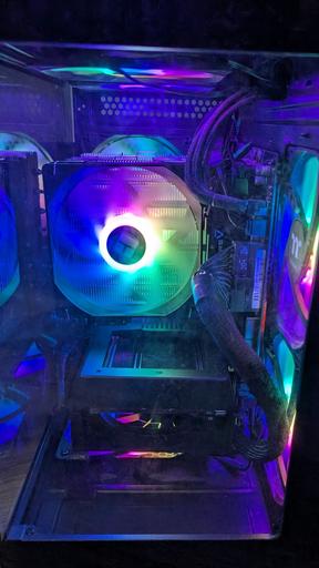 AMD RADEON RX6800 RYZEN 7 5700X 他 パーツ一式 AMD RADEON RX6800 RYZEN 7 5700X 他 パーツ一式