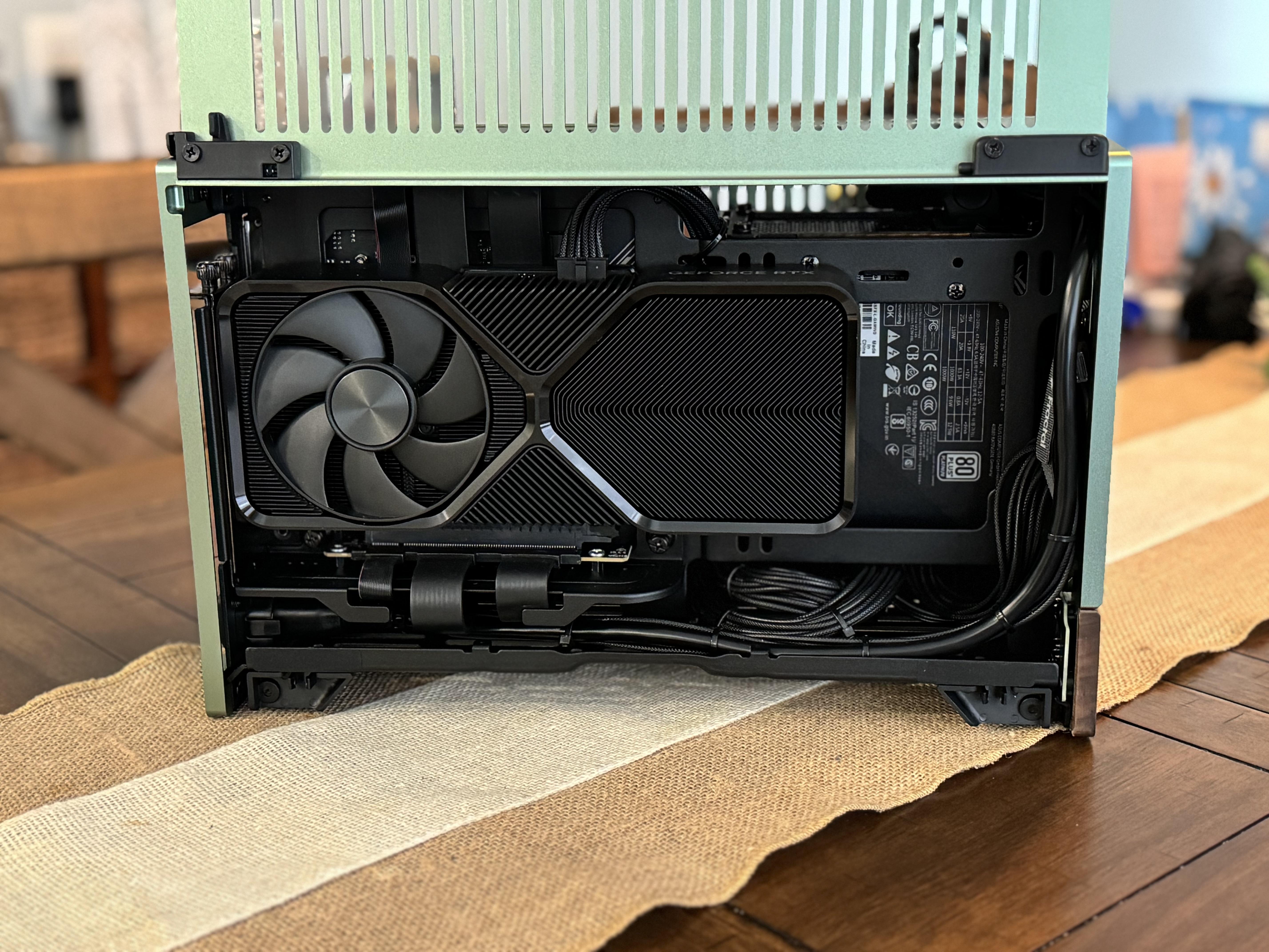 Fractal Terra | 5800X3D | RTX 4070 Super by x_Hiro - AMD Ryzen 7