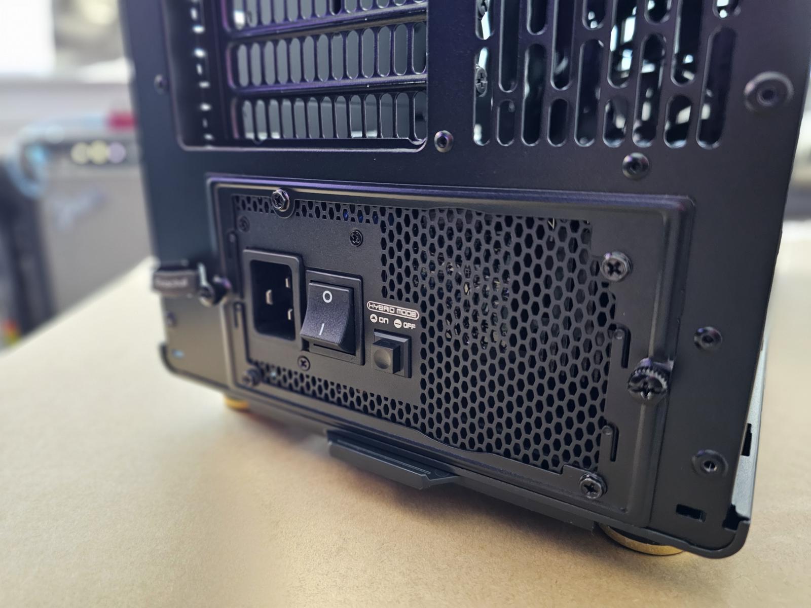任天堂 - 【メープル】 Fractal North XL Build (Transition from EVGA DG-87 Case) by