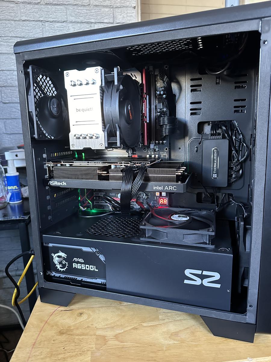 アケコン ZX17U-5A 入りました👷🔩 0.08m3ツーピース内装解体専用機 稼働