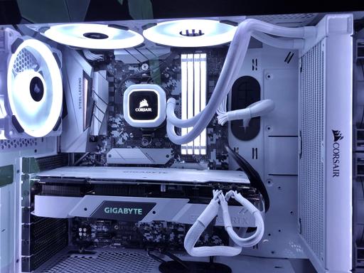 First Build Ever Tuxedo Theme by choelliott - AMD Ryzen 7 5800X3D ...