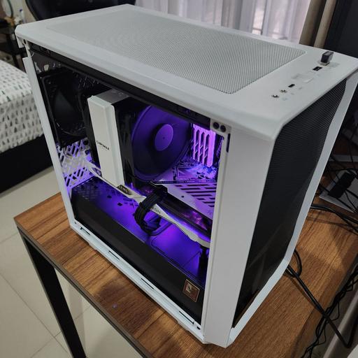 The Mini Panda Build by tonycustoms - AMD Ryzen 5 5600, Radeon RX