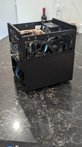 2024) My first ever NAS - i5 12600K ASRock Z690M Jonsbo N3 by