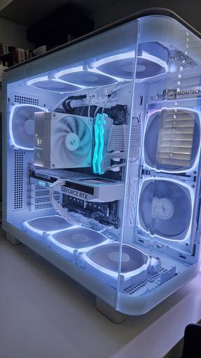White Montech King 95 Pro by PCPete2022 - Intel Core i7