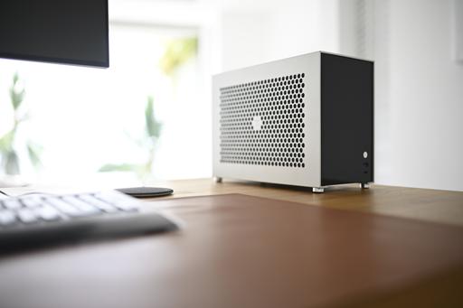 ZZAW B5 7700X C14S QUIET MiniITX Build by masupilami - AMD