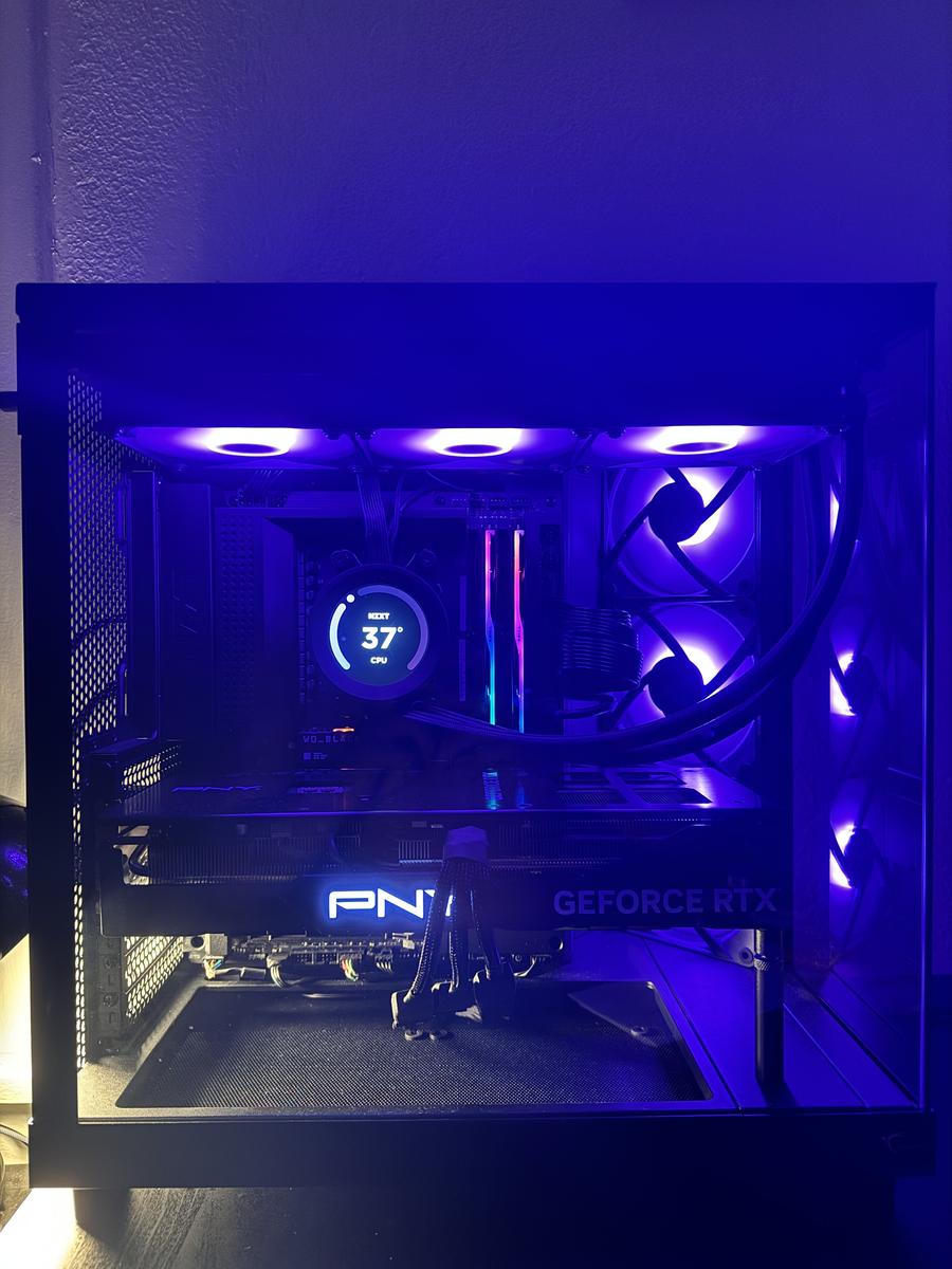【naoizuPC】Ryzen7 7800x3D RTX4080super 471158.