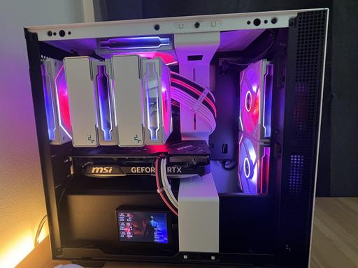 Tropink Thunder by Amorarre - Intel Core i7-13700, GeForce