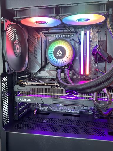 1st PC Build: Ryzen 7 7800X3D w/ RX 7900 XT by
