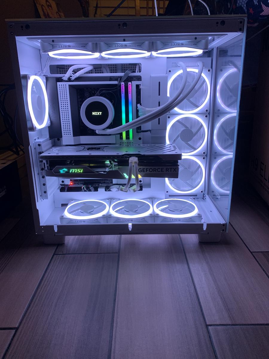 First Pc Build (All White) H9 Elite by FadeYeet - AMD Ryzen 7