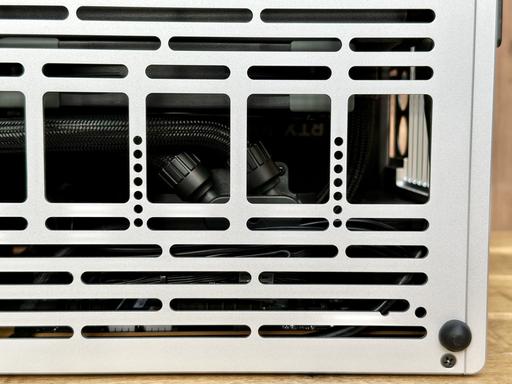 High Performance Cheese Grater (NCASE M2 Silver Grater) by