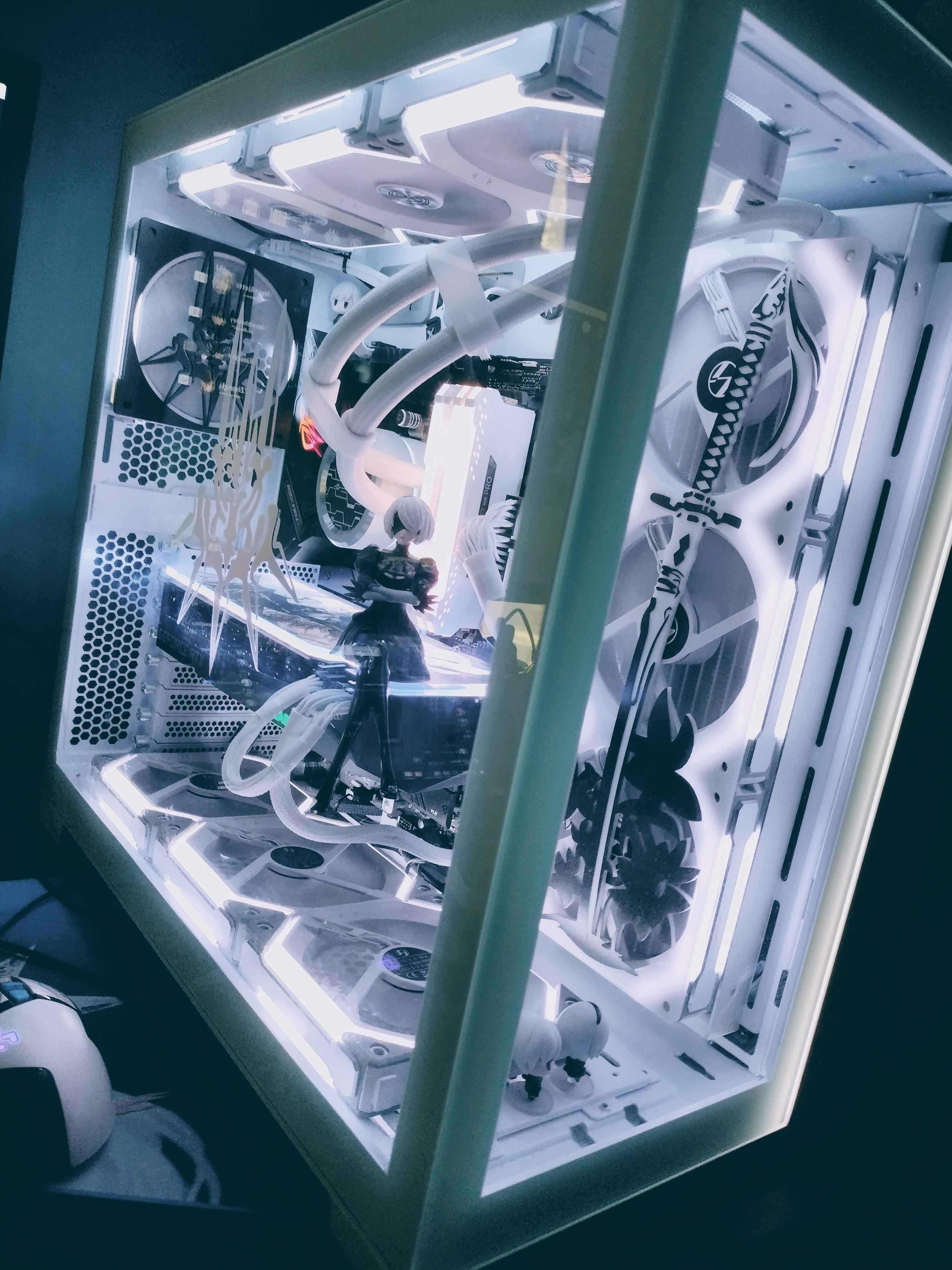 Virtuous Treaty (NieR:Automata themed build) by theoneandonlymir