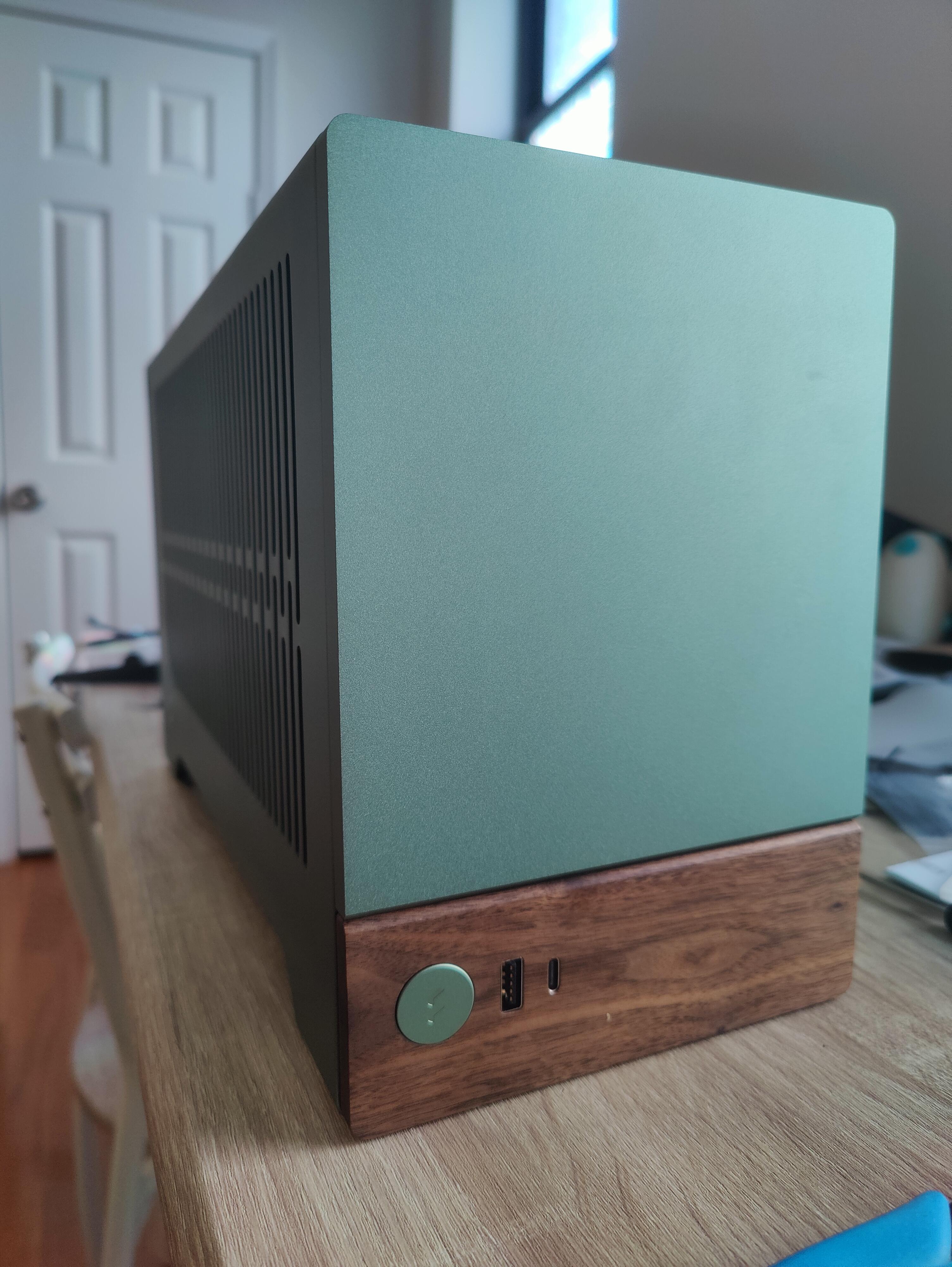 Fractal Terra - AMD gaming build by Fungemia - AMD Ryzen 7