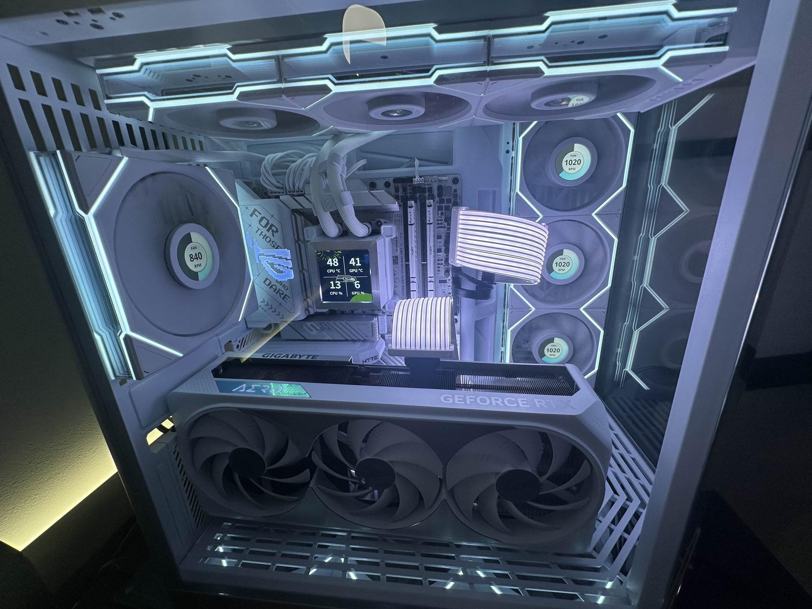Hyte Y70 7950x3D/4090 Build by BiggJeezy - AMD Ryzen 9
