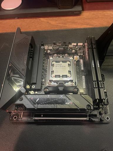 【 新品未使用 】Ryzen™ 9 7950X3D RTX 4080 SUPER RTX 4080 SUPER | Ryzen 9 5950X Gaming PC | Ready To Ship