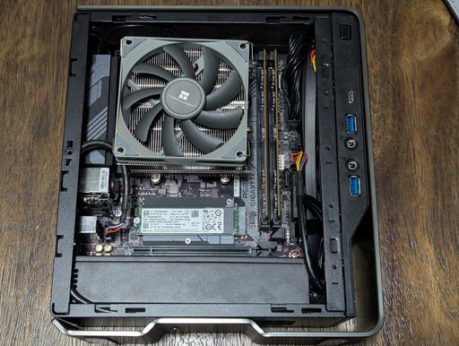 IN WIN CHOPIN 自作ミニPC AMD Ryzen 5 8600G IN WIN CHOPIN 自作ミニPC AMD Ryzen 5 8600G IN WIN CHOPIN 自作ミニPC