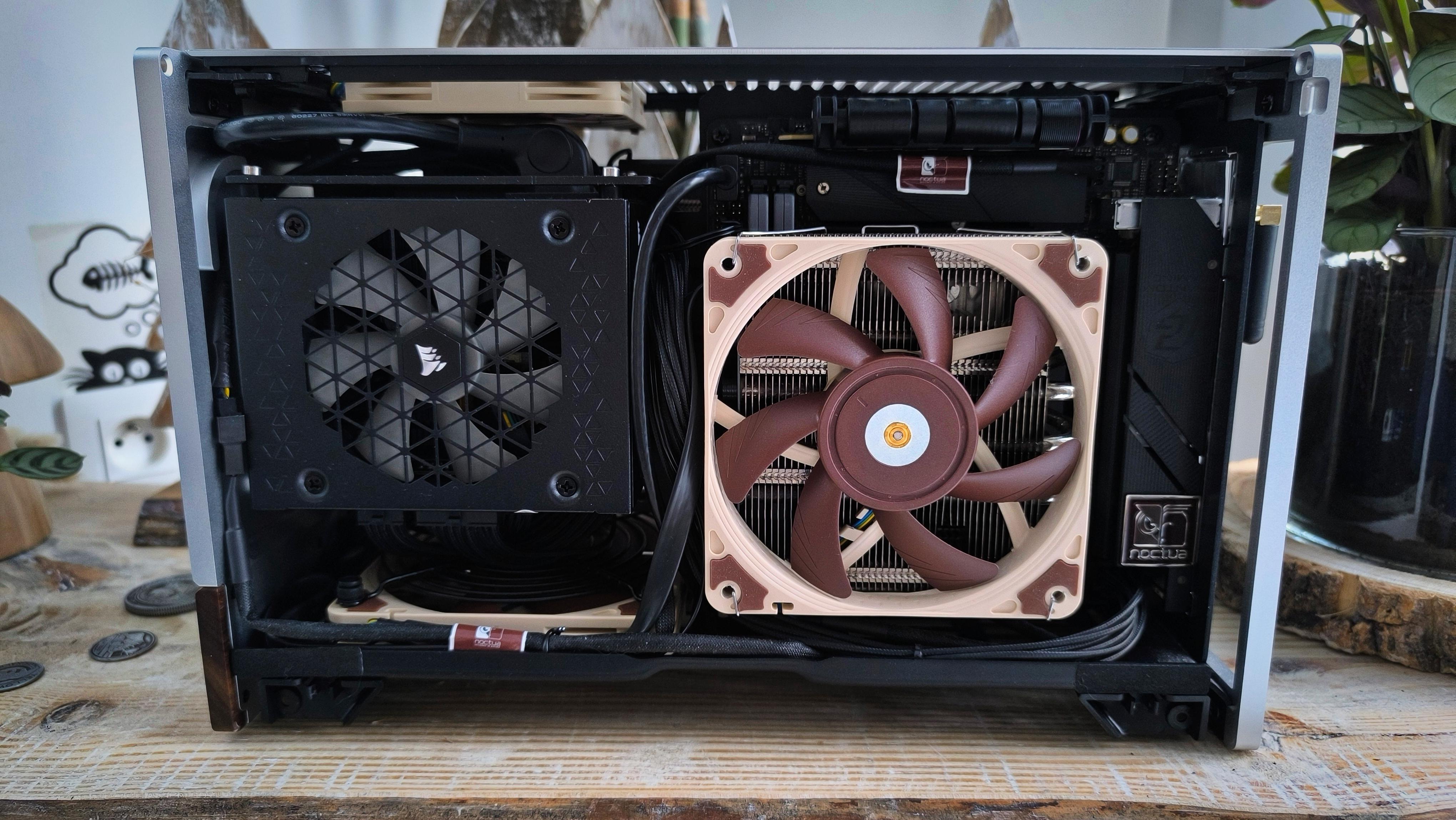 【中古PCパーツセット】Fractal Design Terra 他計5点 中古PCパーツセット】Fractal Design Terra 他計5点 中古PC