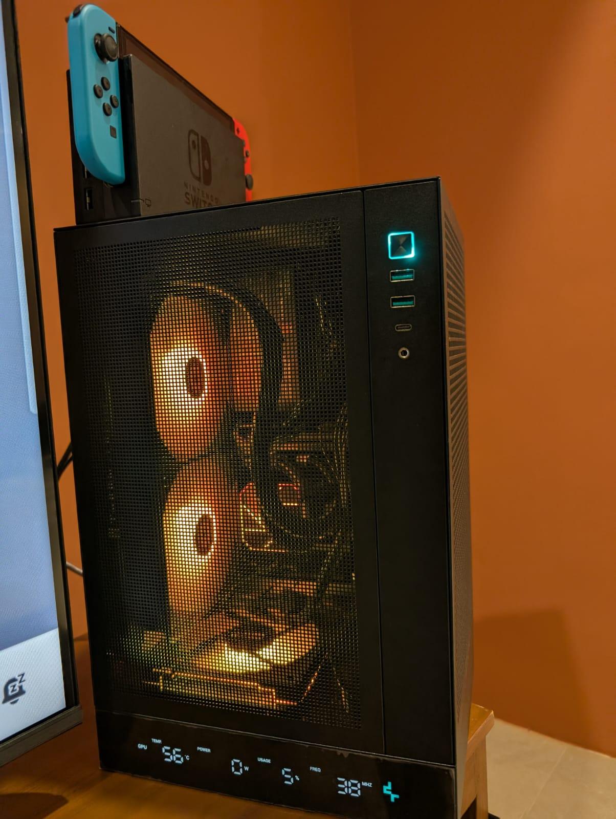 DeepCool CH170 EZ ITX by Tofuchampion - AMD Ryzen 5 7600, Radeon