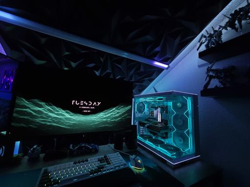 その他 GAMING PC MID BUILD First Ever PC Build - 5080 High End Lian Li/MSI Build! 140mm Fans