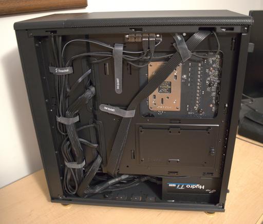 Stealthy and Quiet Fractal North Build by GloomiePC - AMD