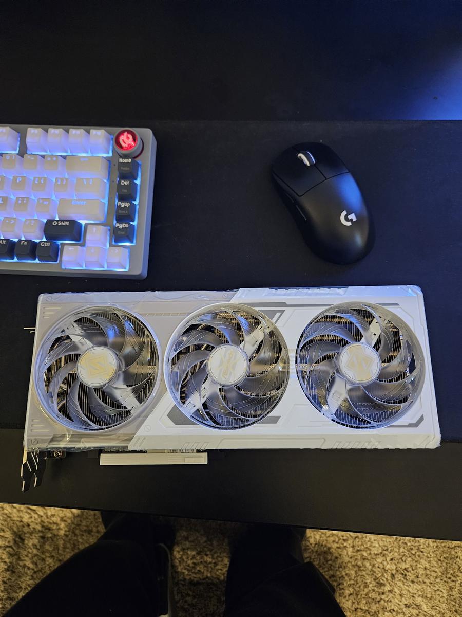 Radeon 9070 xt | Ryzen 7 5800x3d by Dev000 - AMD Ryzen 7 5800X3D