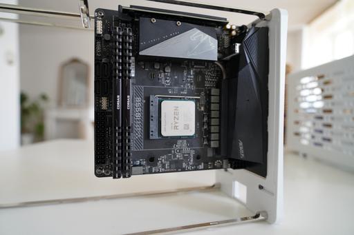 Thor-Zone Nanoq S (Chalk) by s00lfly - AMD Ryzen 9 3900X, GeForce