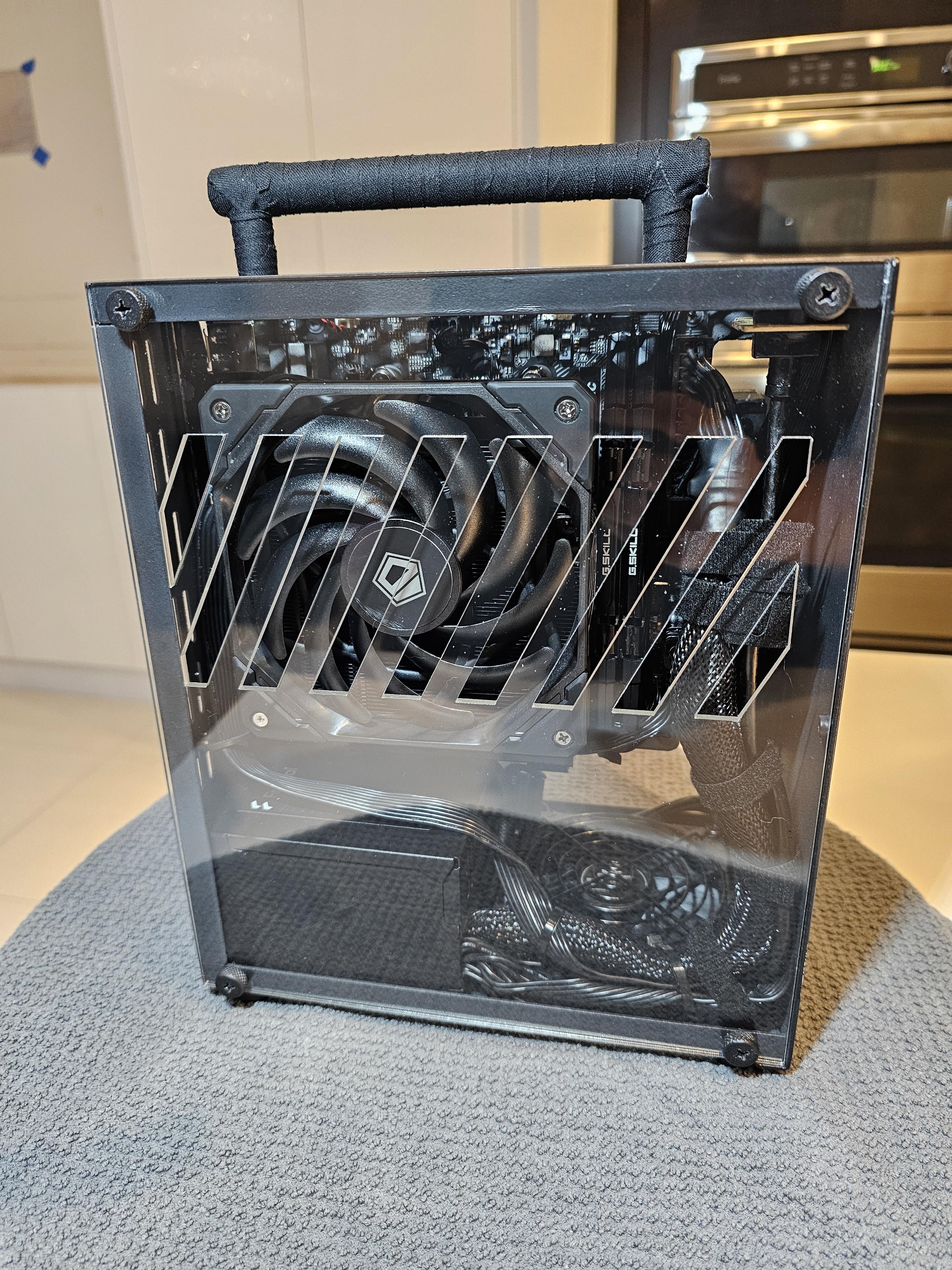 MetalFish T40 SFF Backpack Travel Build by neohero0814 - AMD Ryzen