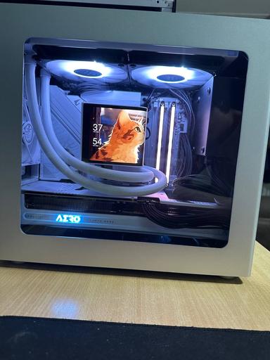 Titanium Cat Toaster by imwaihon - AMD Ryzen 9 9950X3D