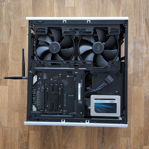 AMD build with Fractal Ridge by plokin - AMD Ryzen 7 9700X, Radeon