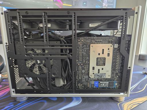 nCase M2 Grater with 5090 Astral and 9800X3D by Jlauzon9 - AMD