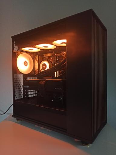 Standard Fractal North XL Build by Bizzer16 - AMD Ryzen 9 9900X