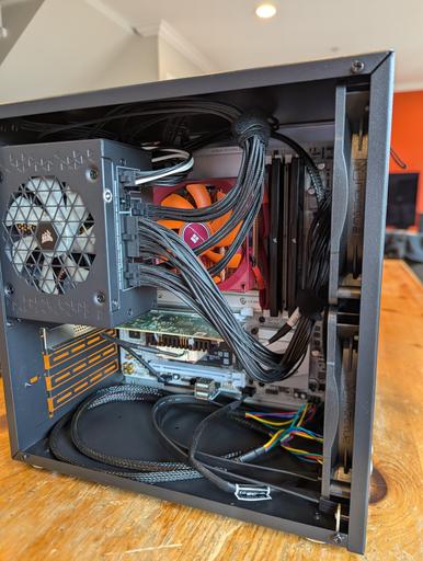 Sagittarius 8-bay Unraid NAS Build by coreyinoz - Intel Core i5