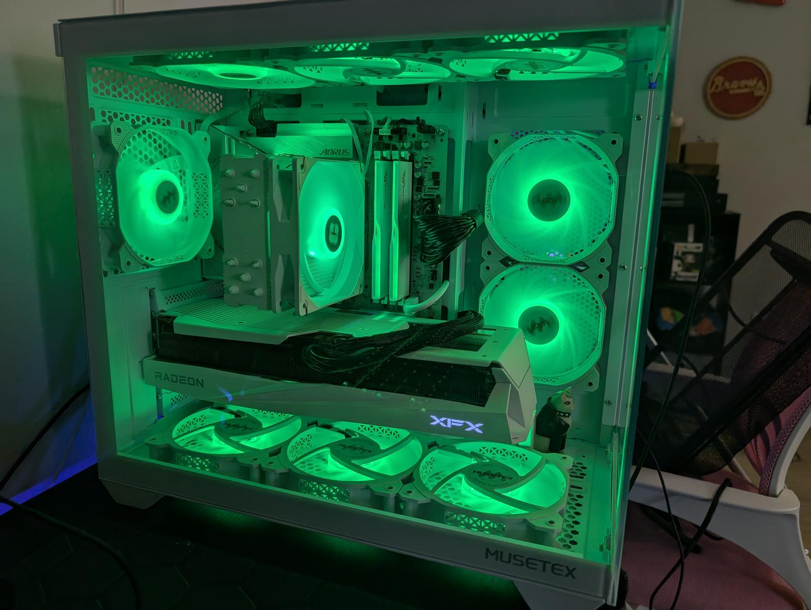 White 9070 xt build by BrickFrog0415 - AMD Ryzen 5 9600X, Radeon White 9070 xt build by BrickFrog0415 - AMD Ryzen 5 9600X, Radeon