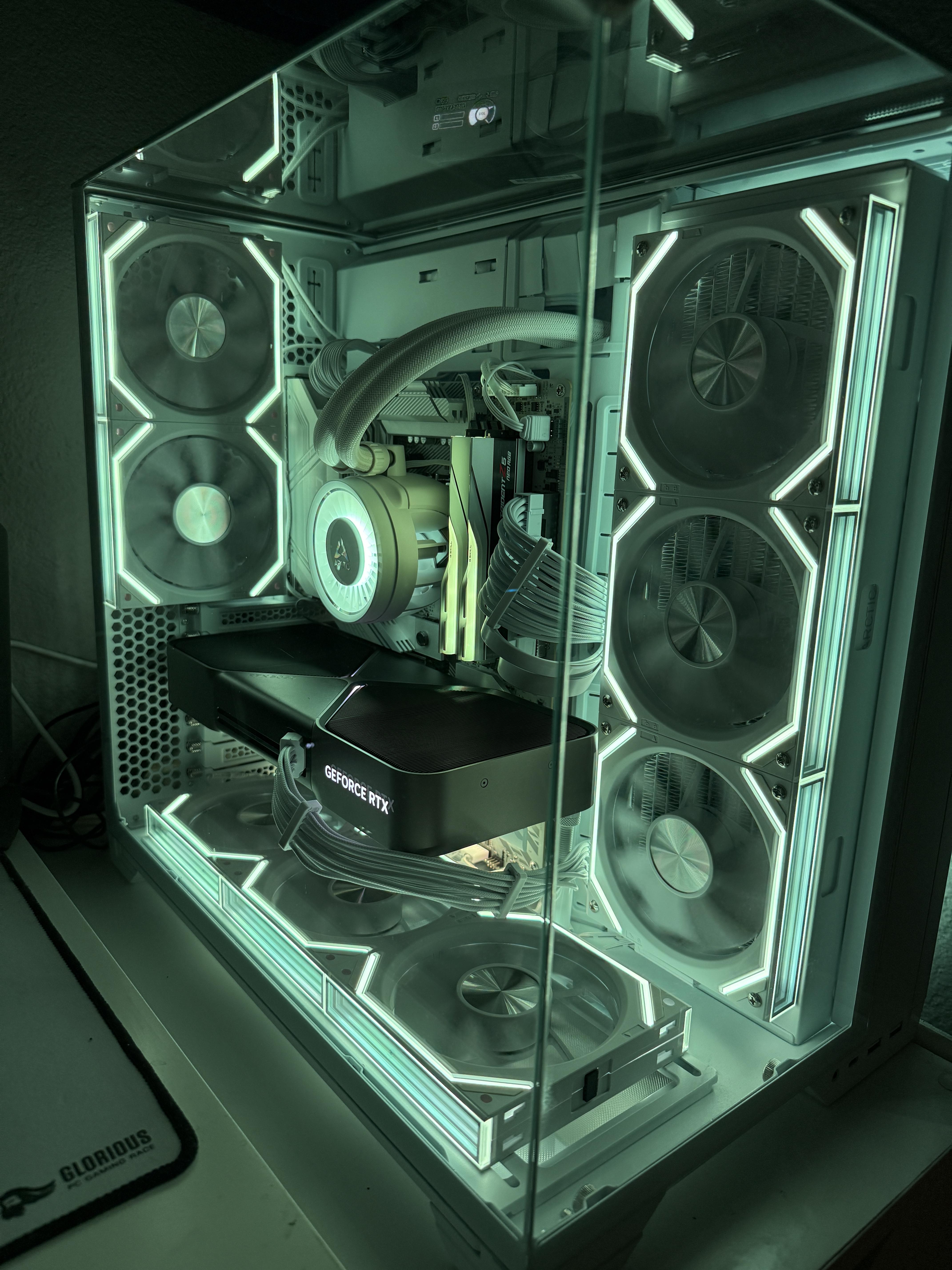 White Build - Lian Li O11 Vision Compact + 9800X3D + 5080 by