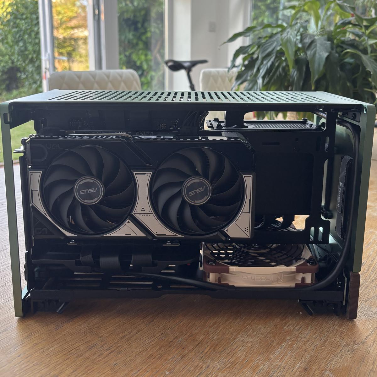 Windowsデスクトップ Fractal Design i5-9600K GTX-1050TI Windows