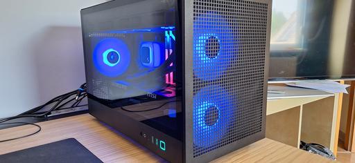 CH260 full black (first build) by Erolyse - AMD Ryzen 7