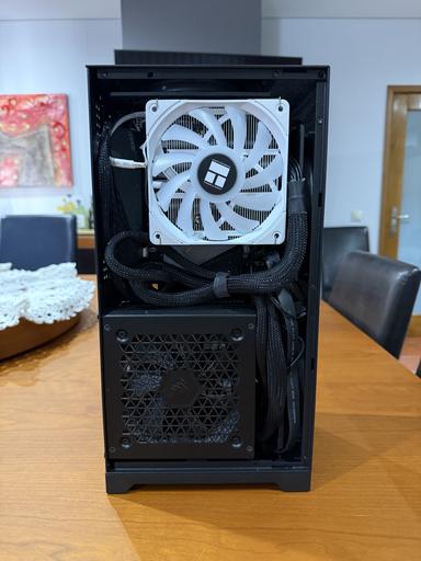 Adamastor (Shiny Snake L400 - Mini ITX / ATX PSU) [First Build] by