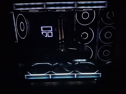 ᴛʜᴇ ᴡʀᴀɪᴛʜ - AORUS PC BUILD (9800X3D/9070 XT) by SplatTux - AMD Ryzen 7 ...