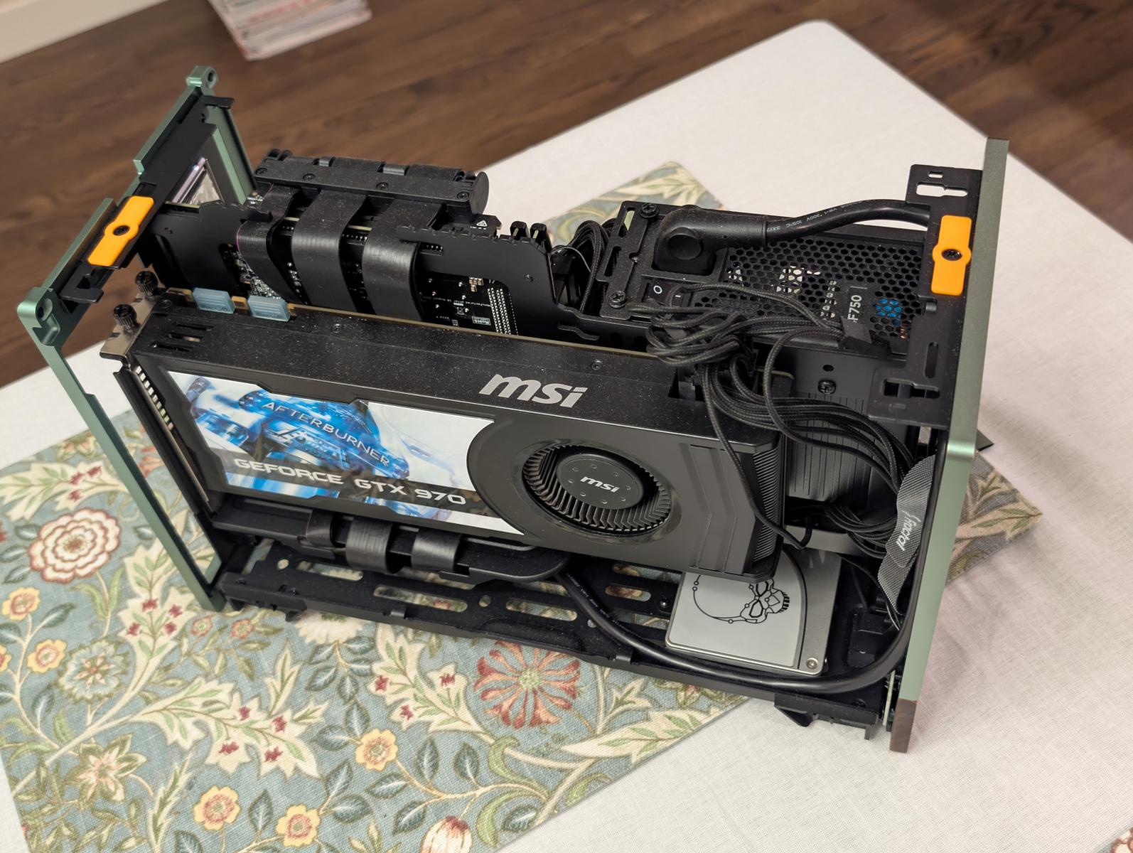 Terra by dlazerka - Intel Core i7-6700, GeForce GTX 970, Fractal