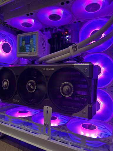 Upgraded Beast: Z890 Apex + Ryujin III Extreme by eazyd - Intel