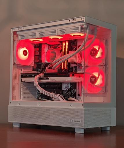 5700x View 270 white flip by GiquePcs - AMD Ryzen 7 5700X, GeForce